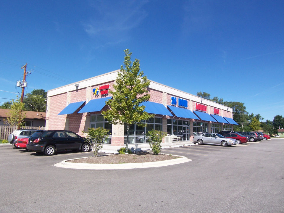 COMMERCIAL ARCHITECTURAL FIRM