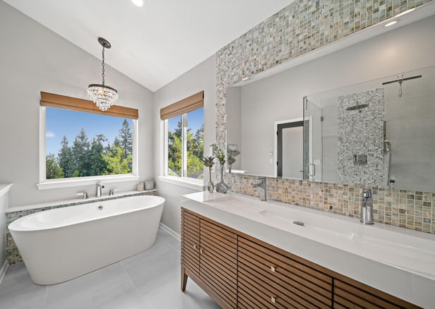 702 Stratford (full-res)-2-min.jpg