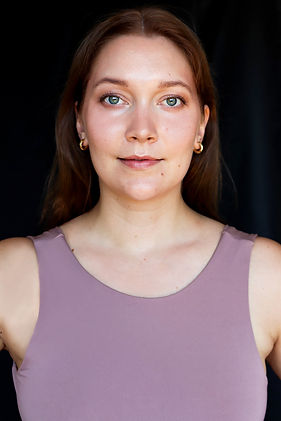 Susanna Hyvarinen headshot 24-2.jpg