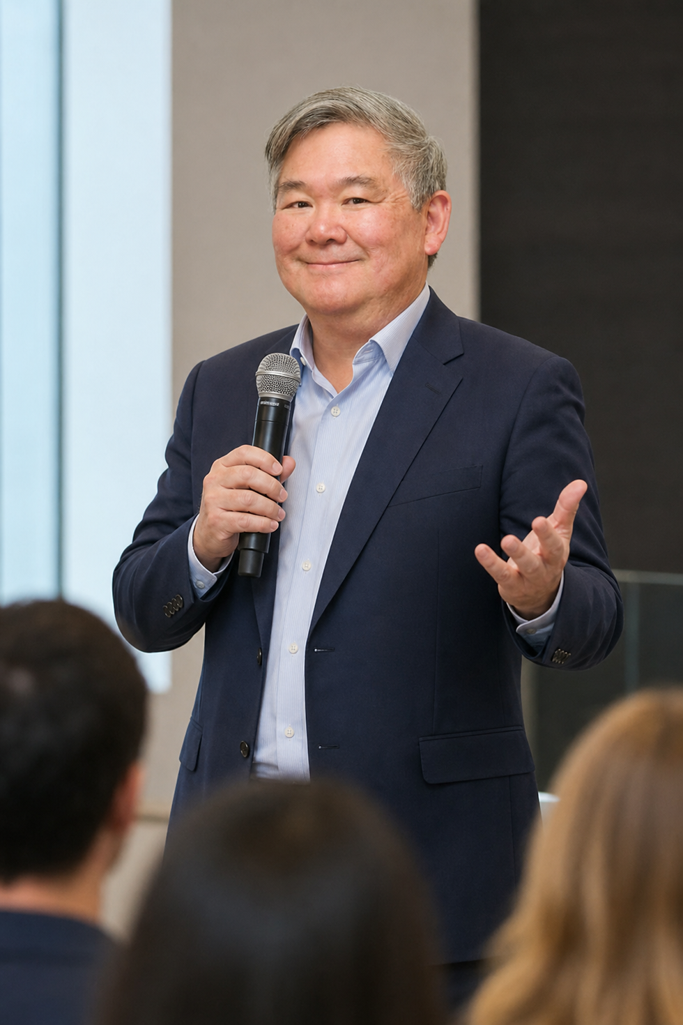 Tommy Shi - Speaking.png