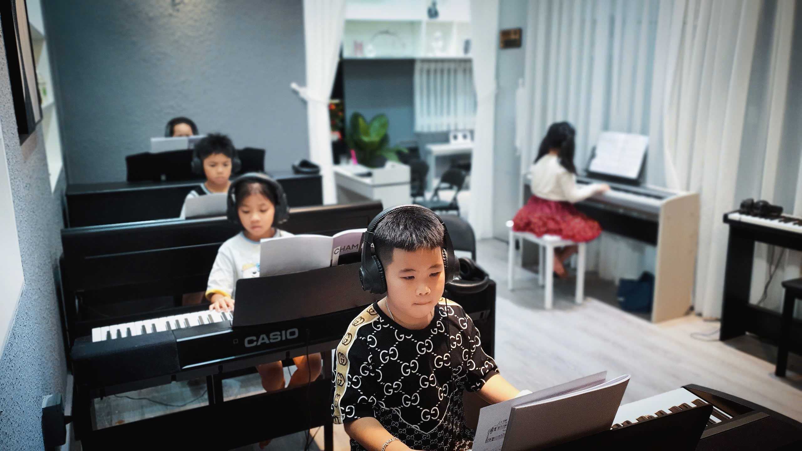 Piano lớp nhóm