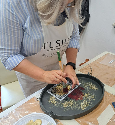 Kreativworkshops in Linz, Kurse Kreativtechniken, Decoupage, Schablonentechnik