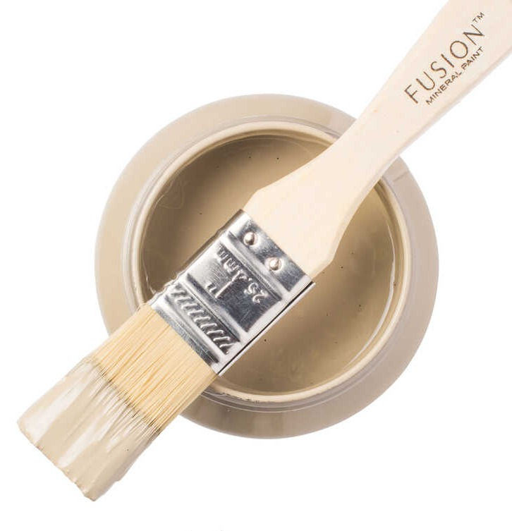 Miniaturbild: Fusion Mineral Paint graubraun matt, Möbelfarbe natur matt,  Fusion Mineral Paint Österreich, Himmelblau und Co