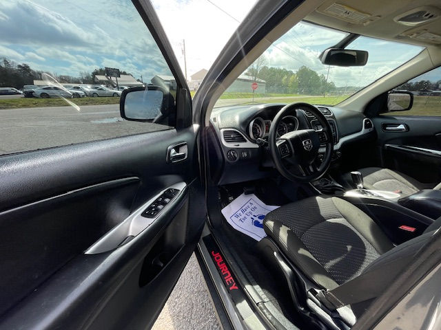 Thumbnail: 2019 Dodge Journey SE