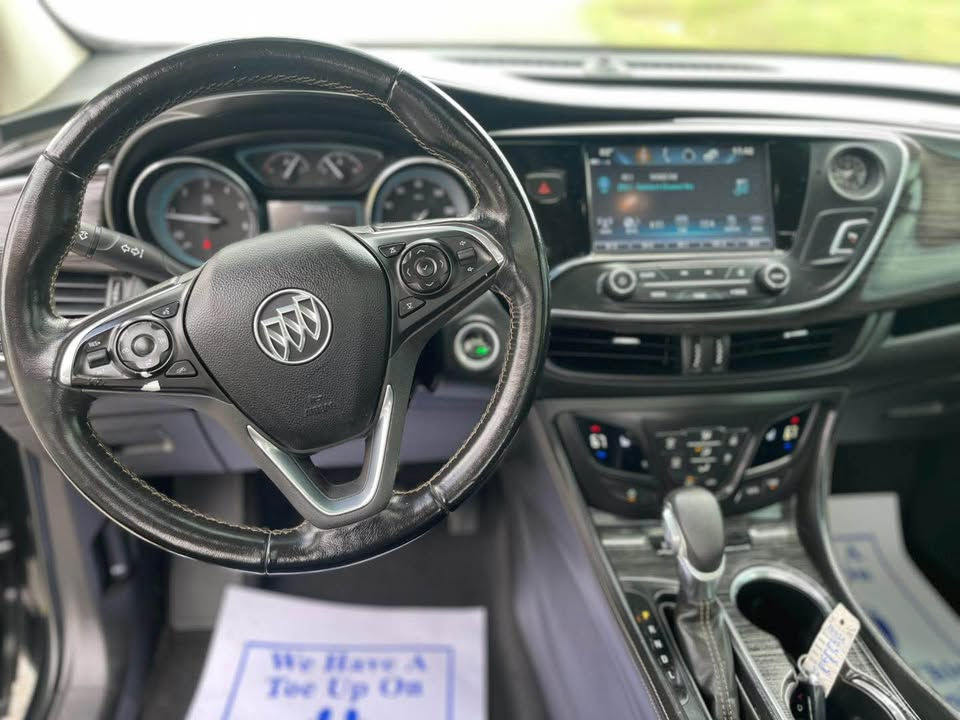 Thumbnail: 2017 Buick Envision Essence