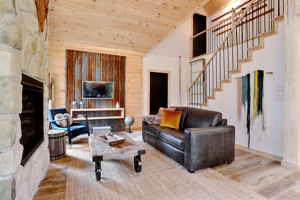 Timber Block Eastman Living Room 