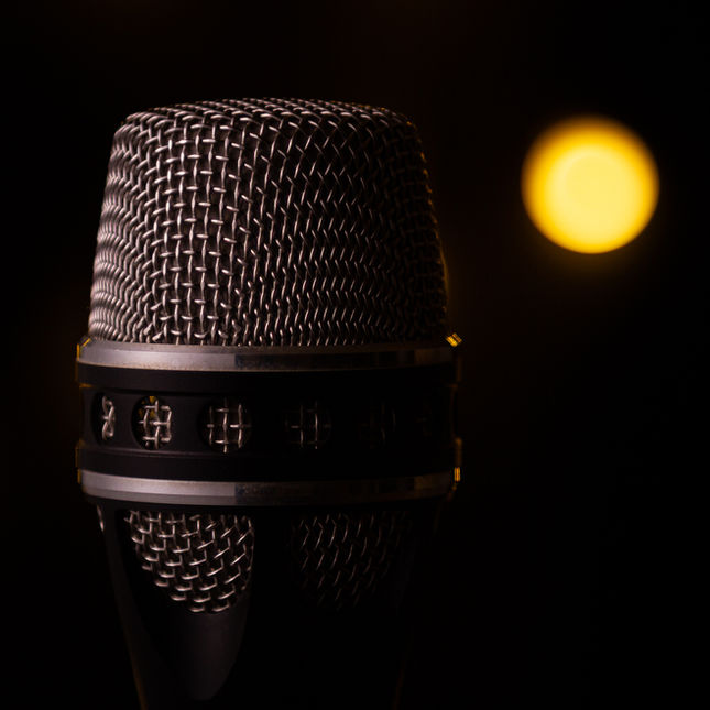 Microphone