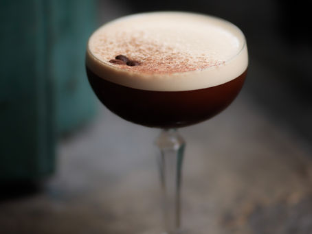 Best Expresso Martini de Paris : Un Véritable Coup de Fouet au Musa Belleville et Oberkampf!