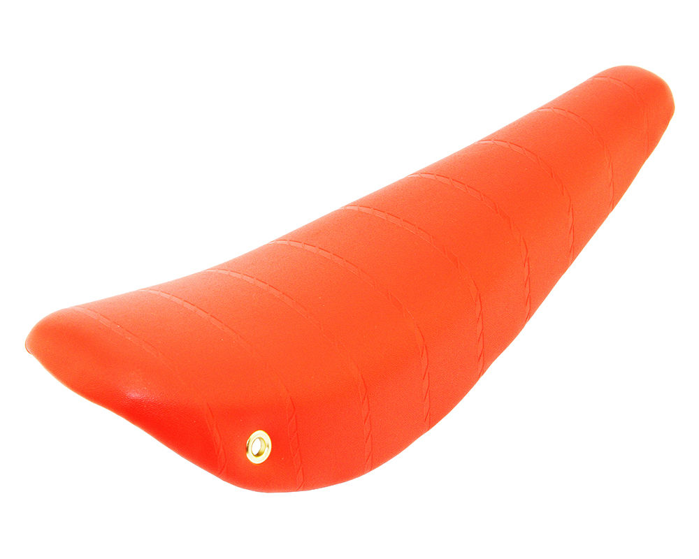 16 Inch Banana Saddle Vinyl - Red