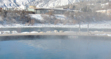 Iron Mountain Hot Springs: Riverside Serenity