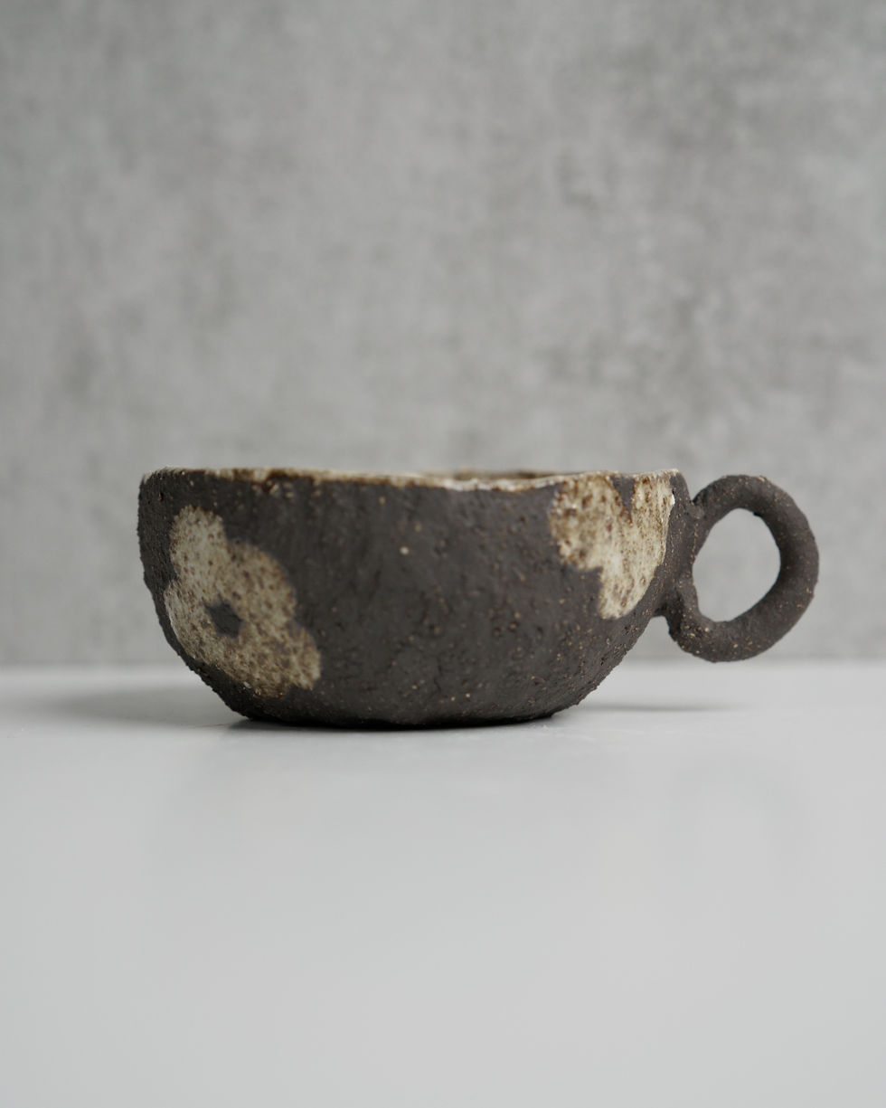 Küçük resim: Çiçekli Stoneware Kahve Fincanı
