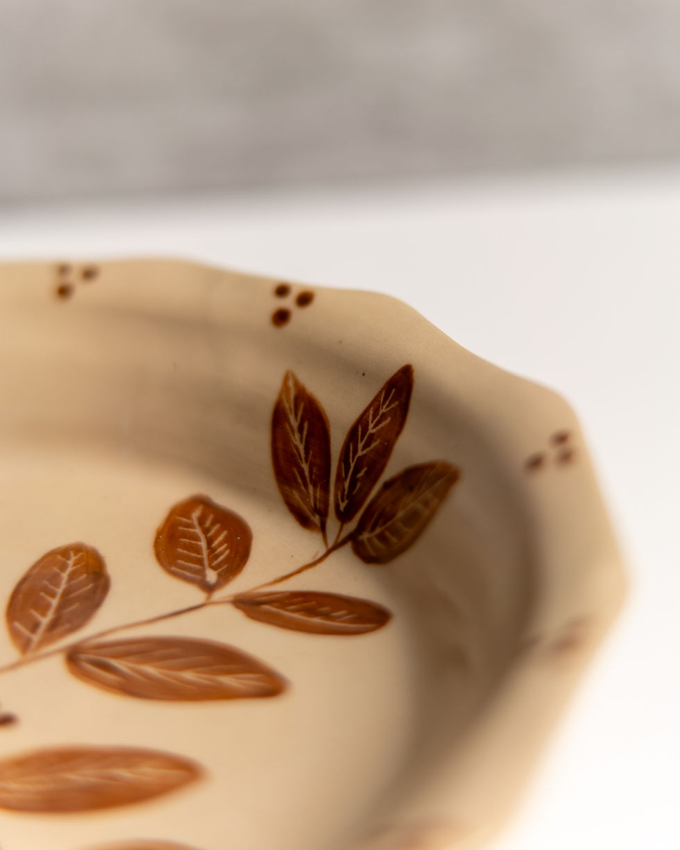 Kahverengi Yaprak Stoneware Yemek Tabağı