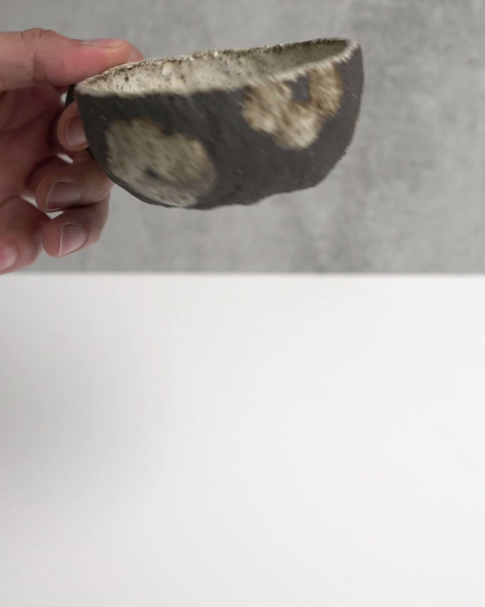 Küçük resim: Çiçekli Stoneware Kahve Fincanı