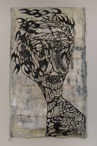 Size: 55"x32"