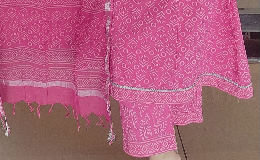 Thumbnail: Suit - Pink Hand Block Printed With Linen Dupatta