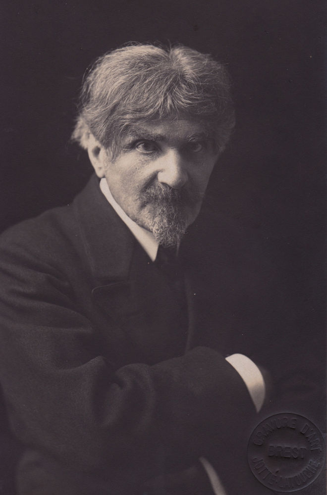 Saint-Pol-Roux accueille la nouvelle collection Nolwenn Faligot en son ...