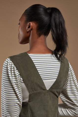 Robe tablier JANIG - Velours côtelé - Lichen