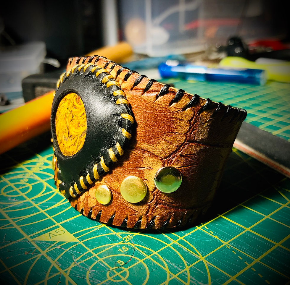 Miniaturbild: Bracelet artisanal en cuir et JASPE MARIAM