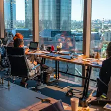Why London Remains a Prime Location to Explore Serviced Workspace Options