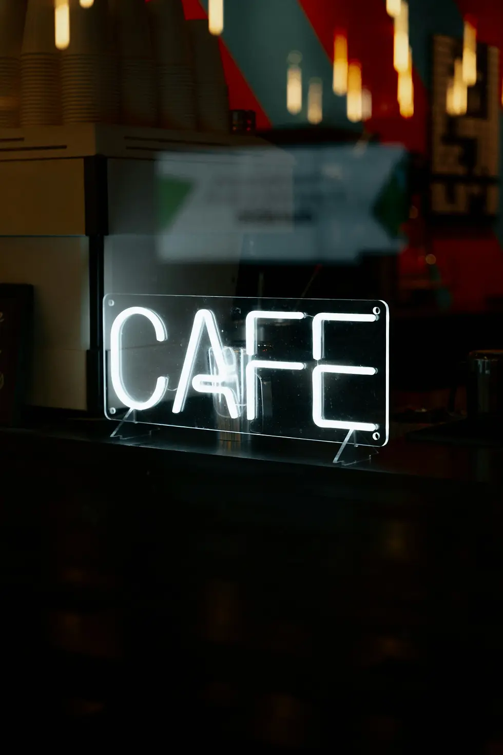 Best Custom Neon Sign Companies for UK Small Businesses
