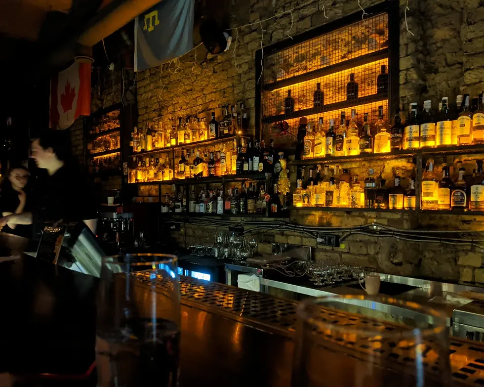 What Makes a Bar or Café Feel Truly Premium?