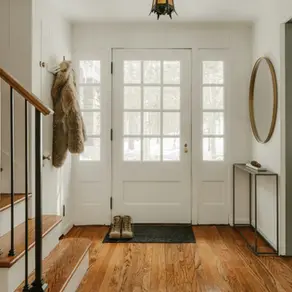 How to Choose Commercial Door Hardware for Safety and Style