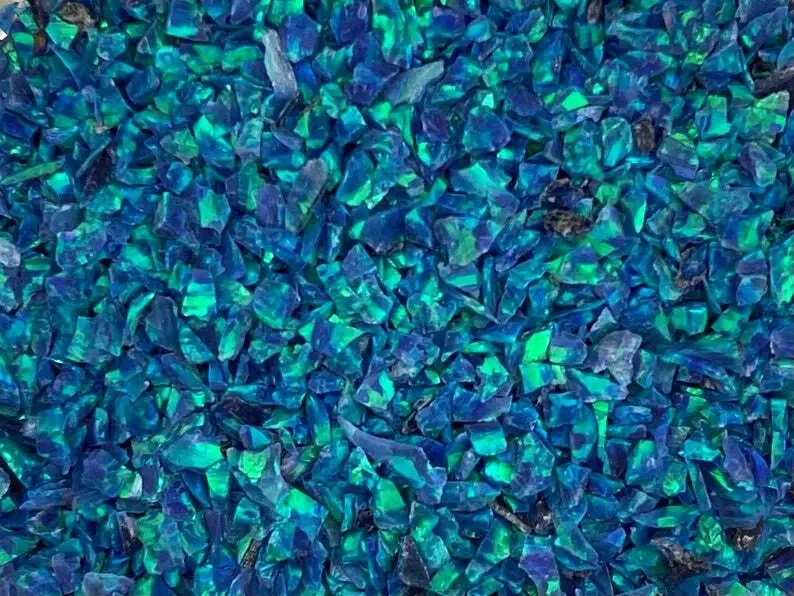 Thumbnail: Robin pendant 