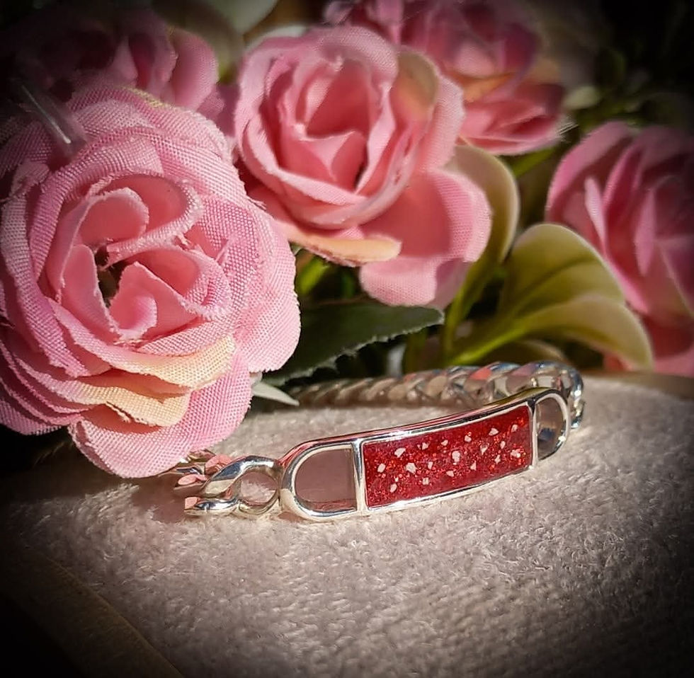 Thumbnail: chunky bracelet 