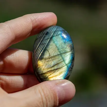 LABRADORITE