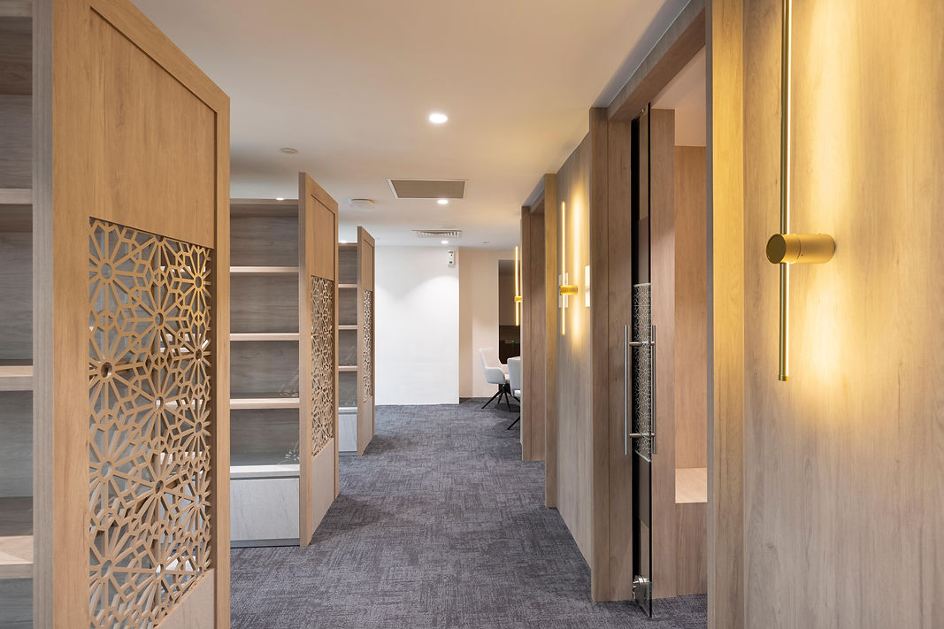 Corridor view in the Institute of Higher Learning interior.