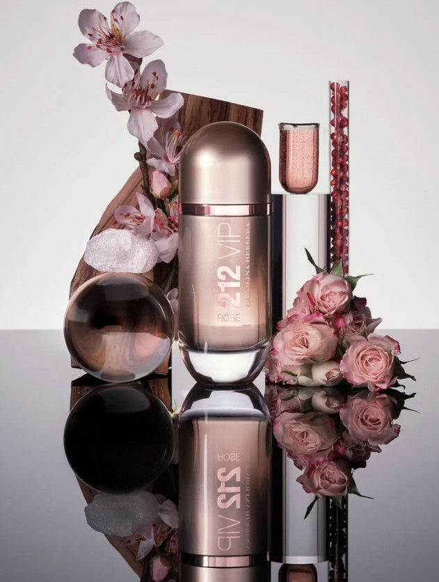 Miniatura: Carolina Herrera 212 VIP Rosé Eau De Parfum 50 ml