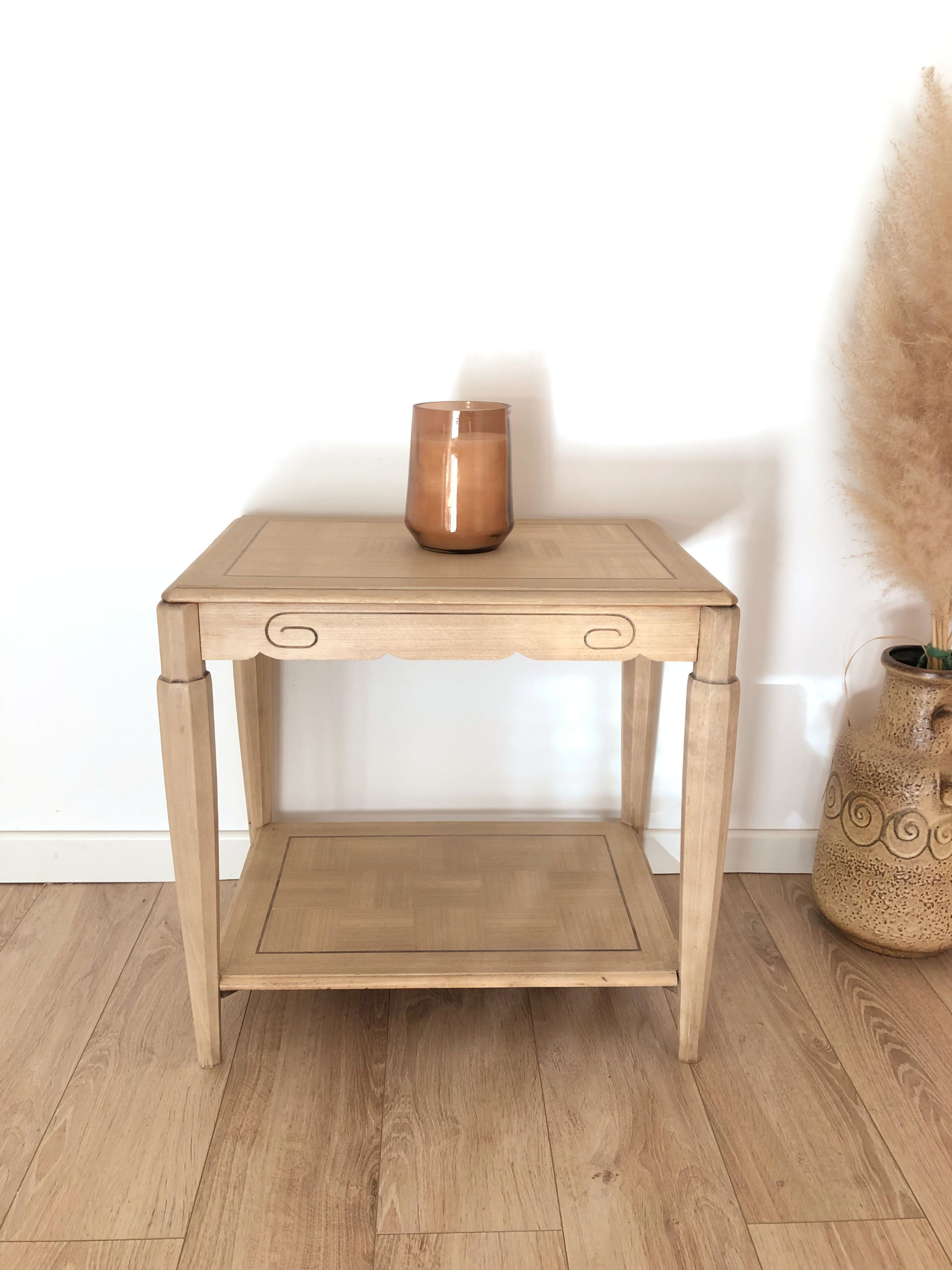 Guéridon vintage en bois massif