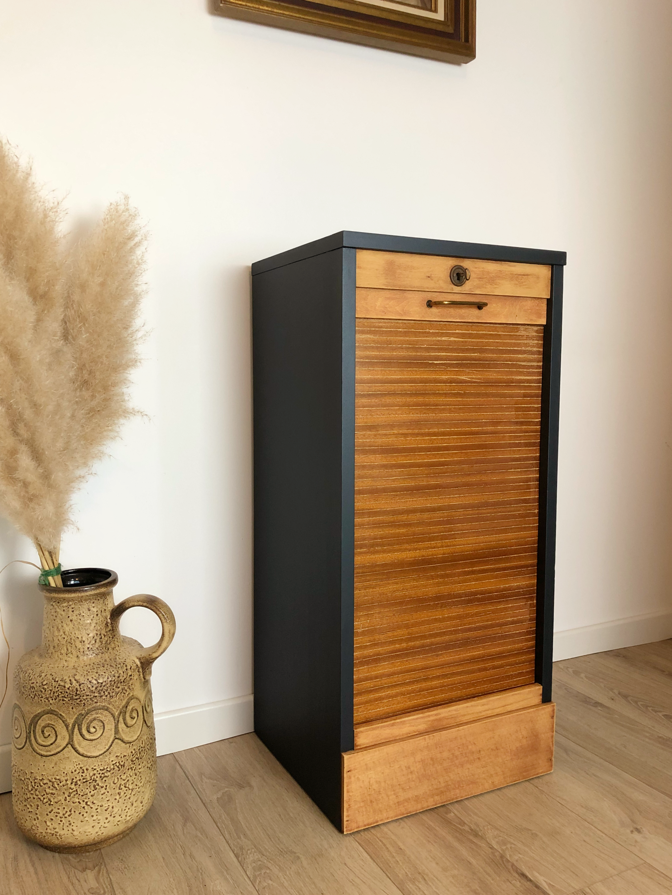 Meuble classeur à rideau vintage