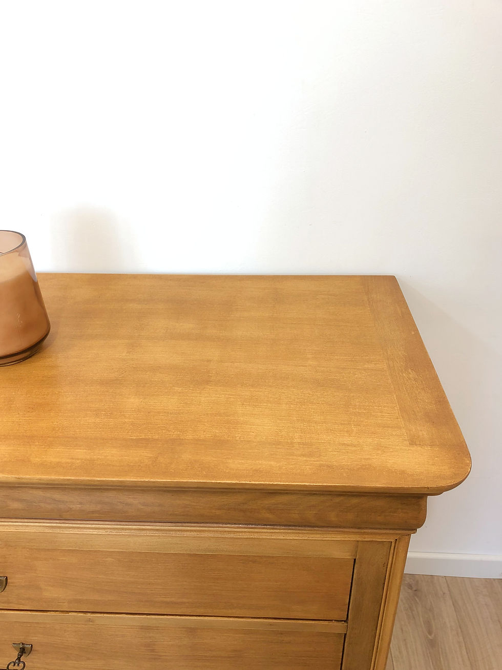 Miniature : Commode style Louis Philippe en merisier massif
