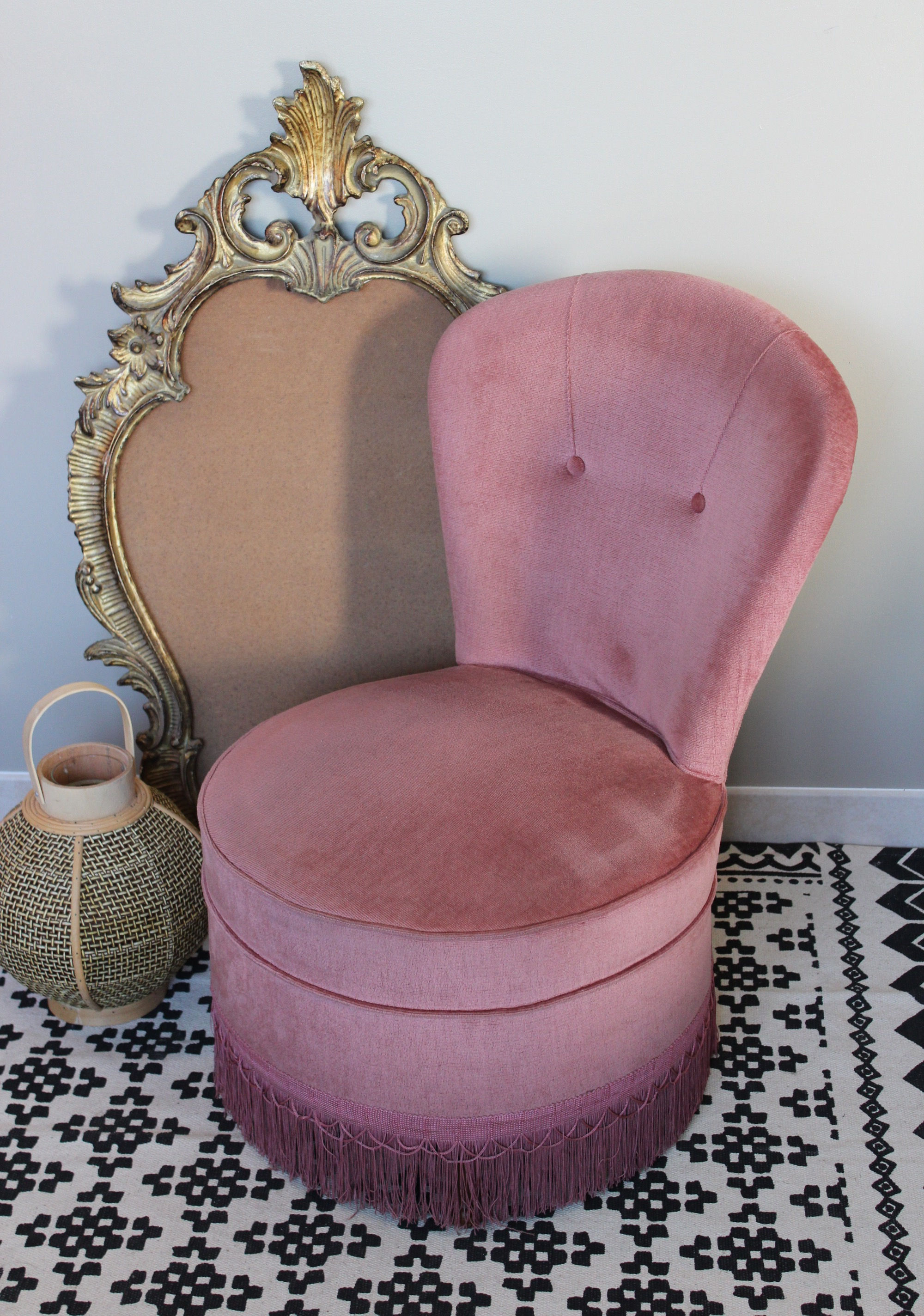 Fauteuil crapaud vieux rose