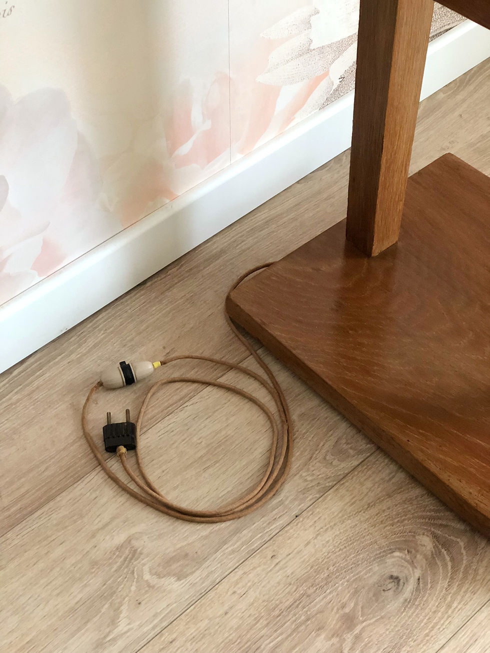 Miniature : Lampadaire bout de canapé moderniste, époque Art Déco