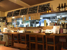 【団地探訪vol.2/西小中台団地②】団地のなかの”つどい処”。すてきなお店で乾杯♪