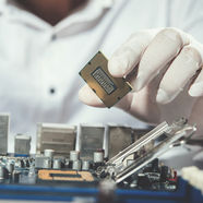 Demanda por IA impulsiona fabricantes de chips, que somam cerca de US$ 2 trilhões em valorização