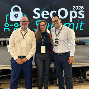 SUCESU-RS marca presença no SecOps Summit e participa de painel no evento
