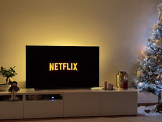 Netflix Christmas Movies for a Holly Jolly Christmas
