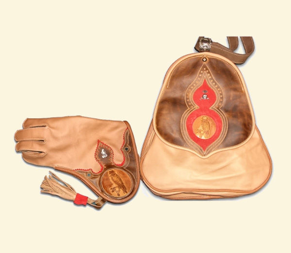 Paradeset – Tasche & Handschuh