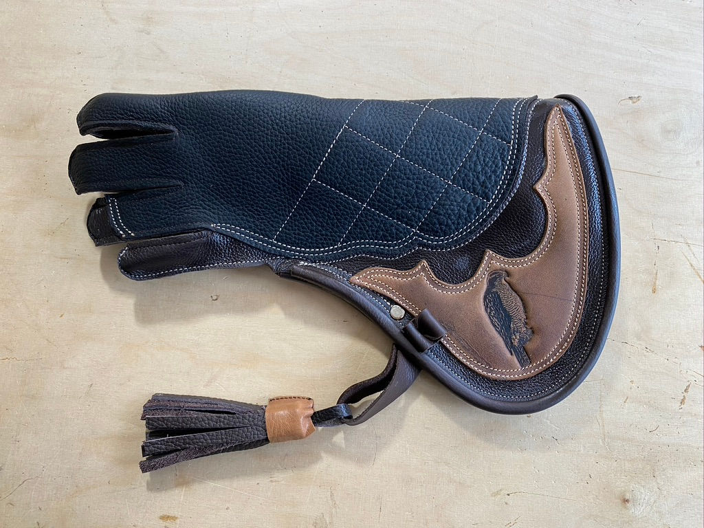 Habichthandschuh aus Rinderleder