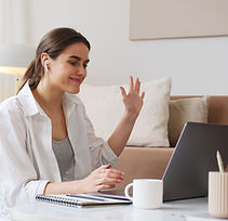 woman-on-laptop-PE059.jpg