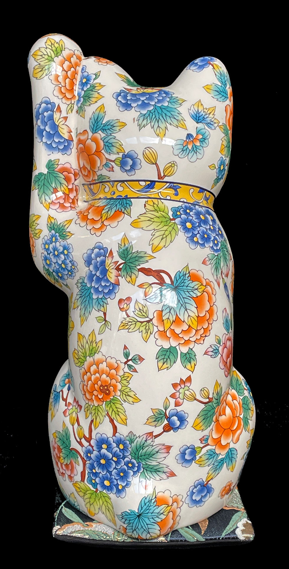 Thumbnail: suzanne wolfe | #52 fancy flowers neko