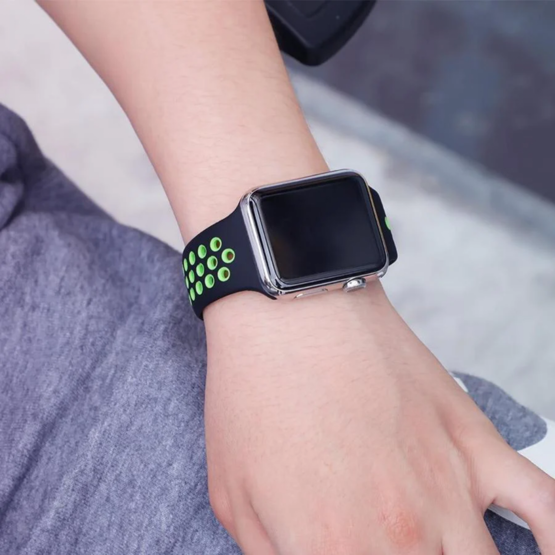 thumbnail image 2 of ComfiTime Correa para Apple Watch: Correas Elásticas para iWatch de 38/40/41/42/44/45/49 mm, Correas Deportivas de Silicona Transpirables para Series SE 9 8 7 6 5 4 3 2 1 Ultra1 2, 2 of 13