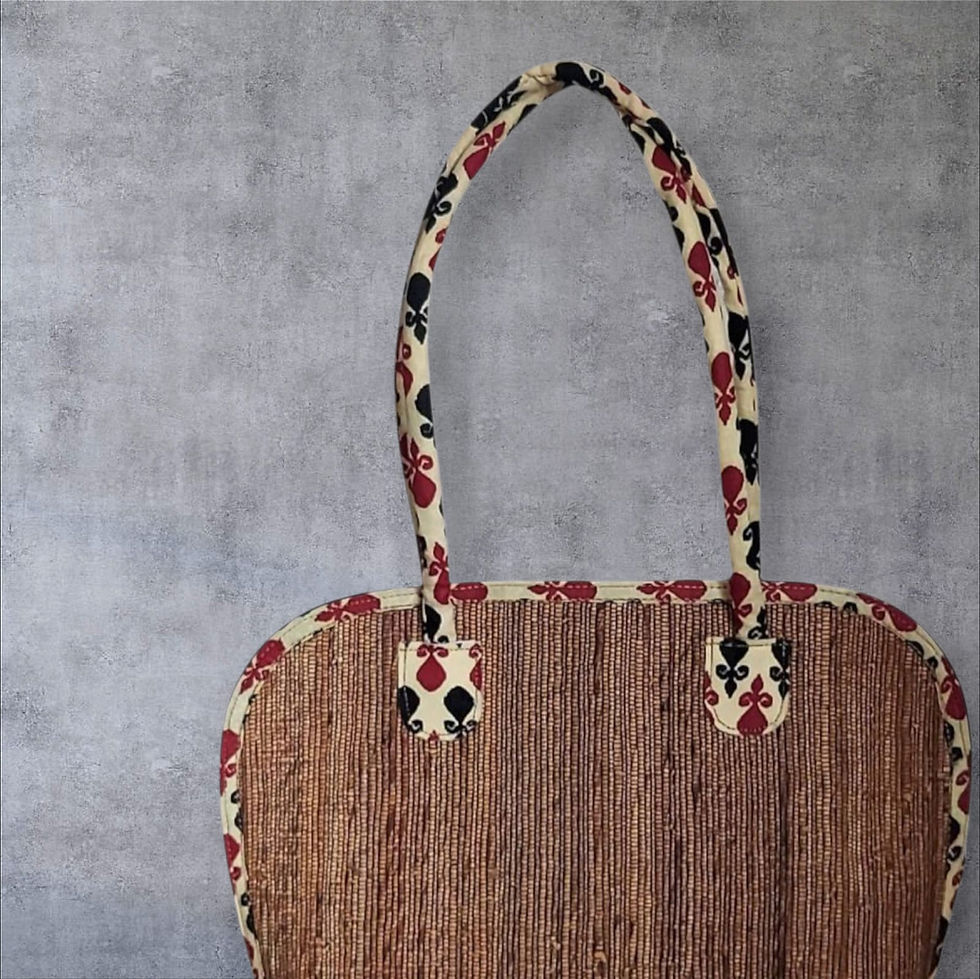 Thumbnail: Handcrafted Banana Fibre Arch Bag - Ivory Tales