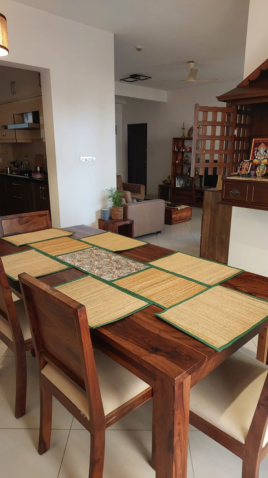 Thumbnail: Handmade Banana Fibre Table Runner - White and Green