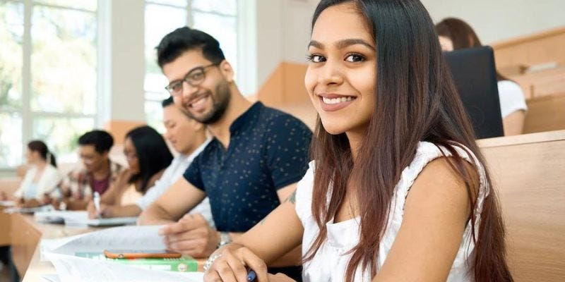 How to Choose the Best CLAT Coaching in Delhi: A Complete Guide with Dhirati Education