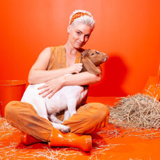 Laura Frank on Simple Girl Set