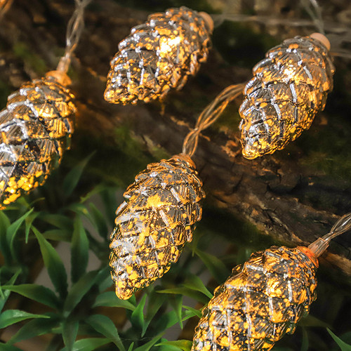 Beautiful Pinecone String Lights The Seasons Shoppe